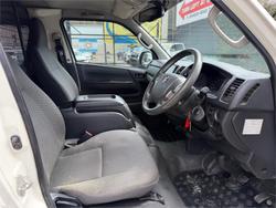2015 TOYOTA HIACE LWB