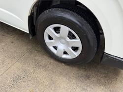 2015 TOYOTA HIACE LWB