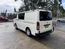 2015 TOYOTA HIACE LWB