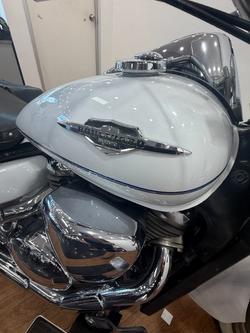2021 Suzuki BOULEVARD C50T (VL800T) WHITE