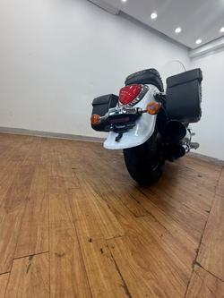 2021 Suzuki BOULEVARD C50T (VL800T) WHITE