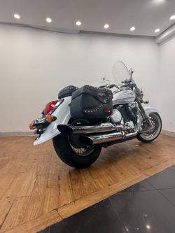 2021 Suzuki BOULEVARD C50T (VL800T) WHITE
