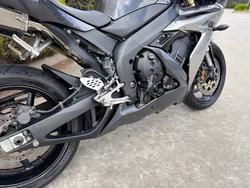 2004 Yamaha YZF-R1 Black