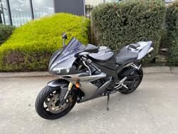 2004 Yamaha YZF-R1 Black