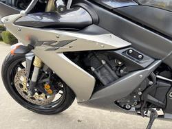 2004 Yamaha YZF-R1 Black