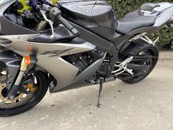 2004 Yamaha YZF-R1 Black