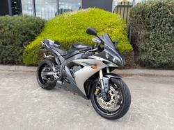 2004 Yamaha YZF-R1 Black