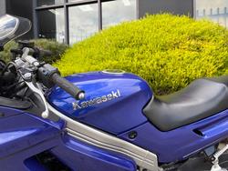 2002 Kawasaki ZZ-R250 (EX250) Blue