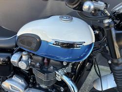 2023 Triumph BONNEVILLE T120 BLUE