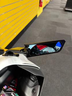 2022 Yamaha YZF-R7LA White