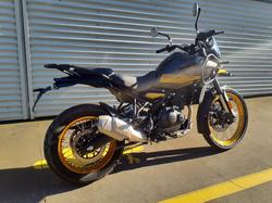 2026 Royal Enfield Himalayan 450 Himalayan Black