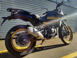 2026 Royal Enfield Himalayan 450 Himalayan Black