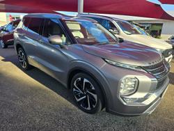 2022 Mitsubishi Outlander Exceed