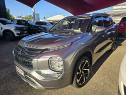 2022 Mitsubishi Outlander Exceed