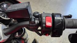 2021 Triumph STREET TRIPLE S 660 LAMS RED