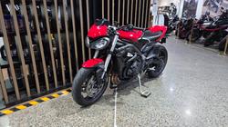 2021 Triumph STREET TRIPLE S 660 LAMS RED