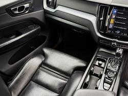 2020 Volvo XC60 D4 Momentum