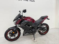 2016 Kawasaki Z300 ABS Red