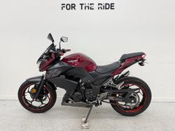 2016 Kawasaki Z300 ABS Red