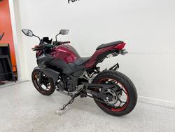 2016 Kawasaki Z300 ABS Red