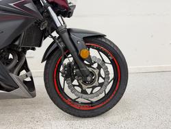 2016 Kawasaki Z300 ABS Red