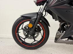 2016 Kawasaki Z300 ABS Red
