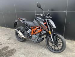 KTM 390 Duke