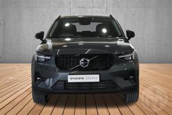 2025 Volvo XC40 Ultra B4 Dark