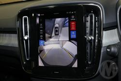 2025 Volvo XC40 Ultra B4 Dark