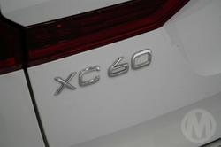 2025 Volvo XC60 Plus B5 Bright