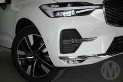 2025 Volvo XC60 Plus B5 Bright