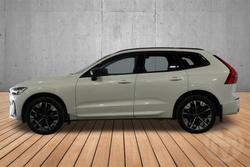 2026 Volvo XC60 Ultra B5 Dark