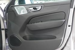 2025 Volvo XC60 Ultra B5 Dark