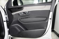 2026 Volvo XC90 Ultra B5 Dark