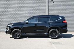 2023 Mitsubishi Pajero Sport GSR