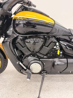 2013 Suzuki VZR 1800 BOULEVARD (M109R) Black