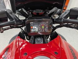 2023 DUCATI DIAVEL V4 Red