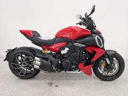 Ducati Diavel V4
