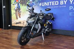 2023 Ducati STREETFIGHTER V2 Green