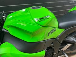 2021 Kawasaki NINJA ZX-10RR Green