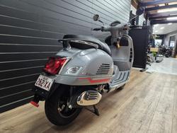 2022 VESPA GTS 300 SUPER SPORT GREY
