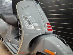 2022 VESPA GTS 300 SUPER SPORT GREY