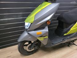2023 Suzuki AVENIS 125 White
