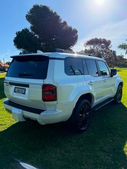 2024 Toyota Landcruiser Prado VX