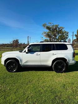 2024 Toyota Landcruiser Prado VX