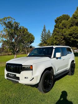 2024 Toyota Landcruiser Prado VX