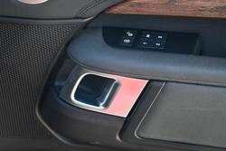 2017 Land Rover Discovery TD6 HSE