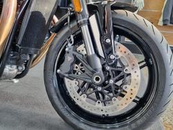 2025 Triumph BONNEVILLE SPEED TWIN 1200 Red
