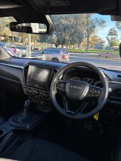 2025 Isuzu D-MAX X-RIDER