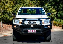 2016 Toyota Hilux SR
